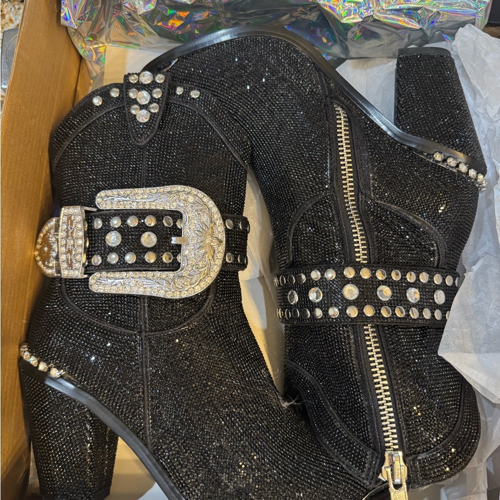 NEW BLACK STUDDED SPARKLE DOLLS KILL COWBOY BOOTS